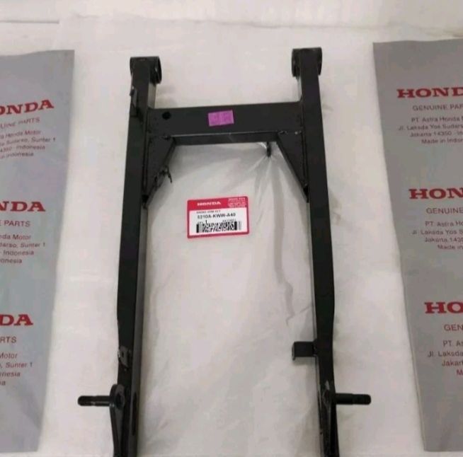 SWING ARM HONDA REVO ABSOLUTE,BLADE LAMA, REVO LAMA STANDAR HITAM