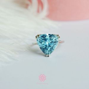 Rosenmarry/ แหวนพลอยโทปาสแท้ ตัวเรือนเงินแท้925 พร้อมกล่อง พลอยแท้เสริมดวง ของขวัญ  แหวนพลอยประจำวันเกิด RR051