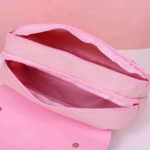 LVYIMAO 👍  กล่องเครื่องเขียนนักเรียน Sanrio Sario Kuromi Kitty Pochako กล่องการ์ตูนดินสอ กล่องเครื่องเขียนขนาดใหญ่ [ของขวัญโรงเรียน]