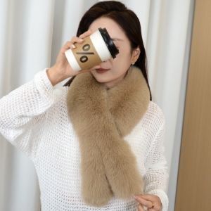 OKKFINE หนาขึ้น ผ้าพันคอขนฟู ผ้าสีพื้น ผ้าพลัฌนุ่ม ผ้าพันคออบอุ่น ฤดูใบไม้ร่วงฤดูหนาว ทนต่อความเย็น ผ้าพันคอ ที่อุ่นคอ