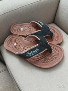 SHA2-51 FOOTMATE COLLECTION OUTDOOR SLIPPERS FOR MEN AND WOMEN