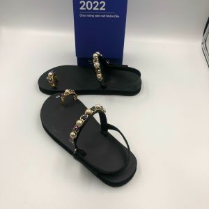 giày sandal nữ dép sandal đế đen kết cườm đá - xăng đan học sinh