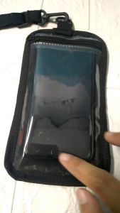 Dompet selempang leher Handphone touchscreen pakai resleting