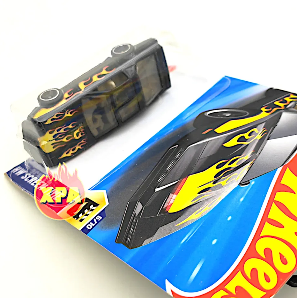 Hot Wheels Knight Rider K.I.T.T. Pontiac Firebird Trans Am Nero Con Verniciatura A Fiamma HYX27 2025