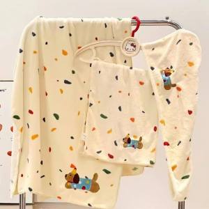 ชุด 3 ชิ้น เซ็ทผ้าเช็ดตัว หมวกซับน้ำ ผ้าขนหนู ผ้าเช็ดตัวนุ่มสุด ซับน้ำดี เนื้อนุ่ม ลายน่ารัก สำหรับคลุมตัว เซ็ทผ้าเช็ดตัว หมวกซับน้ำ ผ้าขนหนู ผ้าขนหนูนุ่มสุด ชุดอาบน้ำ ผ้าเช็ดตัว หมวกคลุมผมแห้ง ผ้าขนหนูแกะปะการัง อ่อนนุ่ม สามารถห่อได้ทั้งตัว