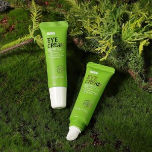Fenyi Natural Green Tea Eye Cream Perawatan Mencerahkan Kantung Mata Mengencangkan Kulit Mata 15g