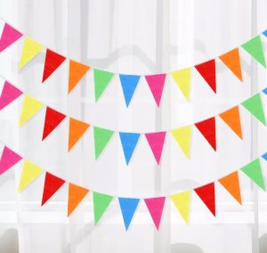 ธงราวงานวัด ธงทิว 15 เมตร 7 สี สามเหลี่ยม สำหรับ ปาร์ตี้ งานวัด ตกแต่งร้านค้า