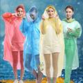 ( BELI 1 GRATIS 1) Beauty Jas Hujan Sekali Pakai Plastik Tipis Disposable Raincoat  Jas Hujan Murah  Jas hujan Darurat Jaket Hujan Transparan Tipis - Random. 