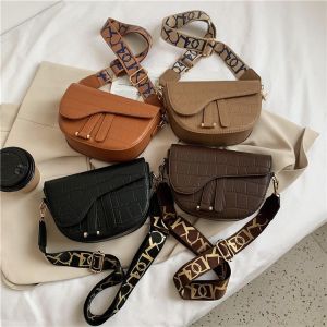 Sling Bag GD57459 Tas Selempang D Croco Wanita Strap Modis Import