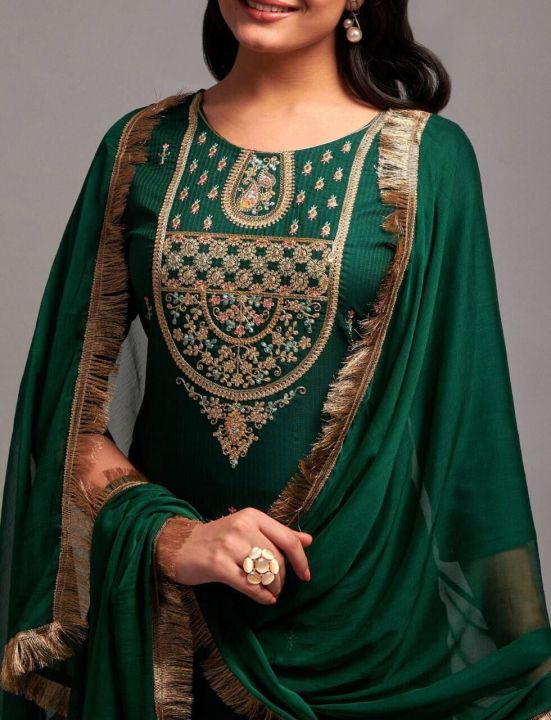 Danielle's Readymade Punjabi Suit refer to photo for size measurement