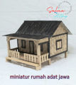 miniatur rumah adat / Rumah tradisional jawa tengah/kerajinan rumah adat bambu/rumah adat pedesaan. 