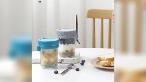 Reusable Overnight Oats Jar Glass with A Sealed Lid Suitable for Making Overnight Oatmeal and Snacks