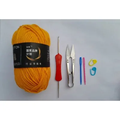 Set học móc len cho người mới bắt đầu gồm 2 cuộn len 1 cây móc len 2 đầu ghim cài kéo bấm