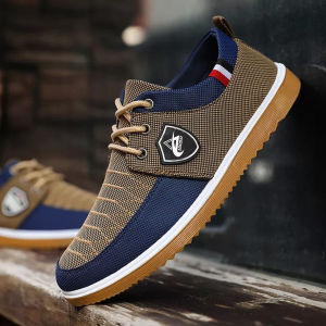 Sepatu Sneaker Pria Keren Terbaru 2025 Sepatu Karet Viral Kasual Cowok