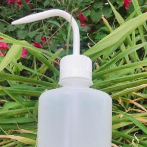 BÌNH TIA NHỰA TRẮNG (BÌNH XỊT) CHIA VẠCH 250ml 500ml 1000ml