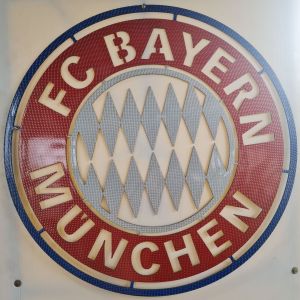 โลโก้บาเยิร์นมิวนิค BAYERN MUNCHEN ขนาดสเกล 60*60 cmเหล็กหนา 3 mmน้ำหนัก 4 kgพ่นสี 2K เคลือบคฟล่าสวยแปลกเป็นมิติสีพ่นรถยนต์ภายนอกสวยงามสมจริงคงทน