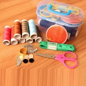 Sewing Set Kit Peralatan Jahit Kotak Box Alat Menjahit Benang Jarum Peniti Meteran Gunting Baju Kain SH E16