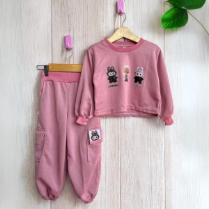 Setelan Anak Perempuan Labubu 3-12 Tahun Bahan Lembut Motif Karakter Lengan Panjang & Celana Cargo