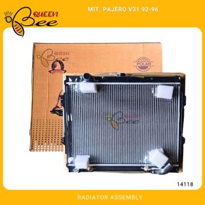 QUEENBEE 14118 Mitsubishi Pajero V31 Radiator Assembly 1992-1996 A/T 422x578x32mm 1ROW (Polar)