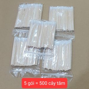 1 gói có 100 cây Tăm bông gỗ dùng để nặn mụn cục kỳ tiện lợi vệ sinh mà lại không gây đau hay bầm tím