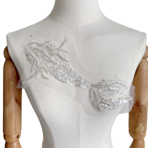 Embroidery Sequins Lace Applique Sewing on Embroidered Patched Wedding Dress Applique for Clothing Wedding Gown Dress