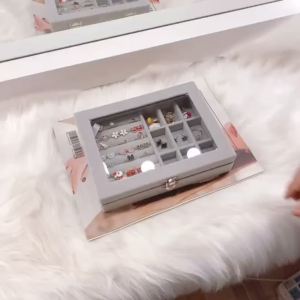 Headpiece storage box multi-layer anti oxidation velvet cloth jewelry hair accessories necklaces earrings studs portable display rack