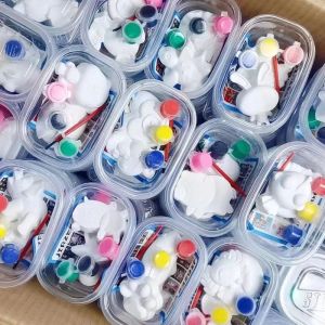 Plaster Paint Figurine With Box Handmade Diy Educational Toy Cartoon Coloring Plaster Doll Wholesale