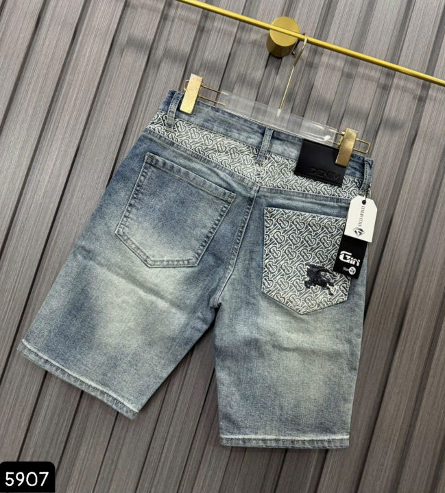 Qu%E1%BA%A7n%20short%20jean%20nam%20ph%E1%BB%91i%20ho%E1%BA%A1%20ti%E1%BA%BFt%20sau%20t%C3%BAi%20h%C3%ACnh%20ng%E1%BB%B1a%20si%C3%AAu%20hot,%20phong%20c%C3%A1ch%20th%E1%BB%9Di%20trang%20tr%E1%BA%BB%20trung%20chu%E1%BA%A9n%20Menswear%20-%20Image%205