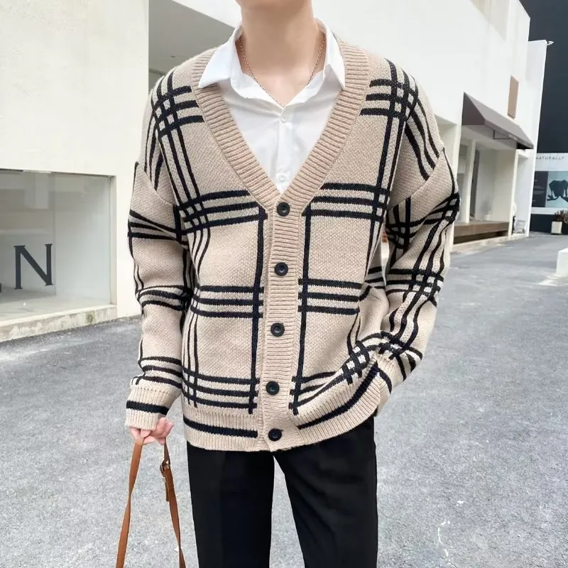 IELGY men's knitted cardigan loose Korean style handsome and casual