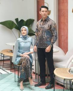 set kebaya batik-couple kebaya terbaru/kemeja batik pria/kebaya brokat/baju wisuda jumbo/couple keluarga kemala