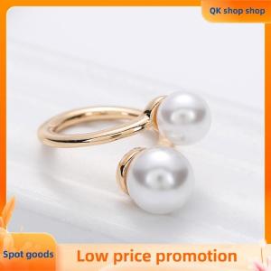 ✨QK shop✨ Fashion Pearl Brooches For Women Scarf Buckle Geometry Elegant Scarf Buckle Ring Clothing Accessories