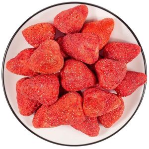 Freeze dried strawberry  candied fruit jerky healthy snacks wholesale snacks snacks 冻干草莓 健康零食