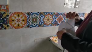 [MS]TS323 ข้ามพรมแดน PVC สีดำเลียนแบบลายหินอ่อนสติกเกอร์กระเบื้องตกแต่งบ้านฟิล์มคริสตัลมีกาวในตัวสติ๊กเกอร์ติดผนัง