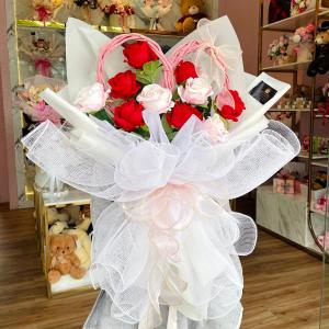 Buket Bunga Artificial Buket Bunga Valentine Kado Romantis Kado Valentine Kado Anniversary Kado Ulang Tahun