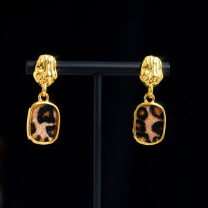Fashionable Ring Gift 秋冬新品几何褶皱方形黑色豹纹小巧时尚耳环黄色豹纹复古气质耳饰