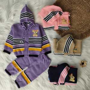 Setelan Sweater Rajut Salur 0-6 Bulan