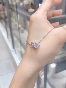 SWAROVSKI necklace SWAROVSKI Beloved Forever series necklace Crystal clavicle necklace chain Womens necklace Valentines Day gift womens gift with gift birthday gift complete set of packaging