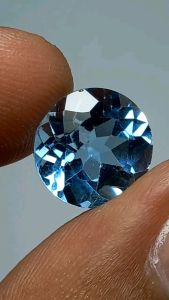 Batu Permata Blue Topaz Swiss: Keindahan Alami untuk Perhiasan