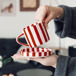 GENENIC Hand-drawn Striped Coffee Cup Saucer Set Vintage Ceramic Milk Mug Fashion Heat-resistant Drink Cup Latte