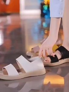 [Free Shipping] Soft flat-soled Roman sandals for women 2025 new summer versatile comfortable travel beach sandals
