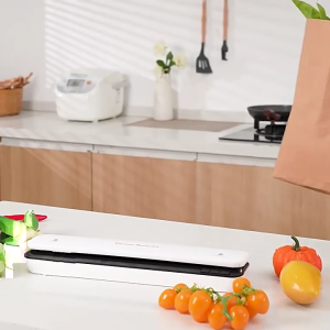 Electric Garlic Peeler For Home Commercial Use 304 Stainless Steels Blade Hygienic Design Easy Cleaning ABS Construction