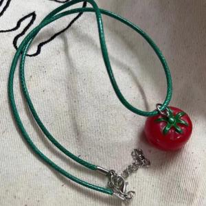 Lovely Necklaces Tomato Pendant Necklace Simple Necklace Elegant Locking Collar Chain Perfect Accessory for Any Outfits