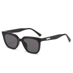 AU Retro square-frame sunglasses for women offering sun protection a sophisticated look and a slimming effect GM UV protection sunglasses for men