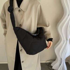 Retro Shoulder Bag for Woman Lattice Cloud Shoulder Bag for Large Capacity Dumpling Bag Quilted Solid Color Tote Bags