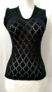 Tank Top Rajut Wanita: Desain & Bahan