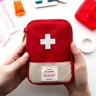 kotak p3k tas obat - tas tempat obat travel medicine pouch - tas obat p3k - tempat obat p3k