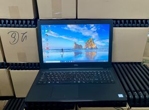 โน๊ตบุ๊ค  Dell Latitude 3590 i3 gen8 RAM 4-8 GB SSD 128 GB ขนาดหน้าจอ 15.6 นิ้ว ค๊ย์บอดร์แยกตัวเลข มีกล้องหน้า มี Wifi ในตัว
