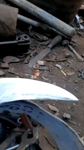 Arit Baja Khas Tanggul Jember | Rumput jerami Padi