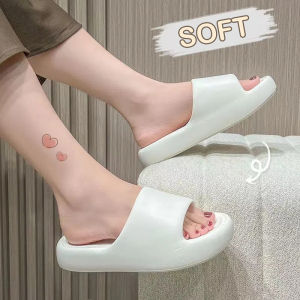 LHMoonlight Sale⚡️รองเท้าแตะแบบสวม รองเท้าแตะแฟชั่น ดีไซน์เรียบๆดูดี ใส่ได้ทั้งหญิงและชาย ใส่สบายม๊ากกมีสีให้เลือก5สีเลยแม่เยอะไม่ไหว🗼จับจองได้เลยค่ะ🍻