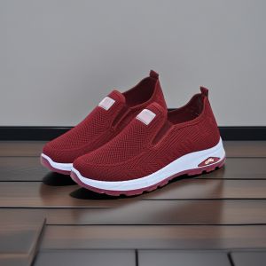 Free Shipping Spring And Autumn Comfortable Canvas Shoes Non-Slip Slip-On Style WomenS Casual Flats Soft-Soled Suitable For Middle-Aged And Elderly Women